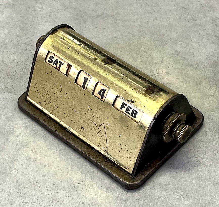 画像2: ブラス製 デスクトップ パーペチュアルカレンダー (VINTAGE)