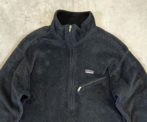 画像: 02'S PATAGONIA 刺繍ロゴ R2 レギュレーター ハーフジップ フリース チャコール USA製 (VINTAGE)