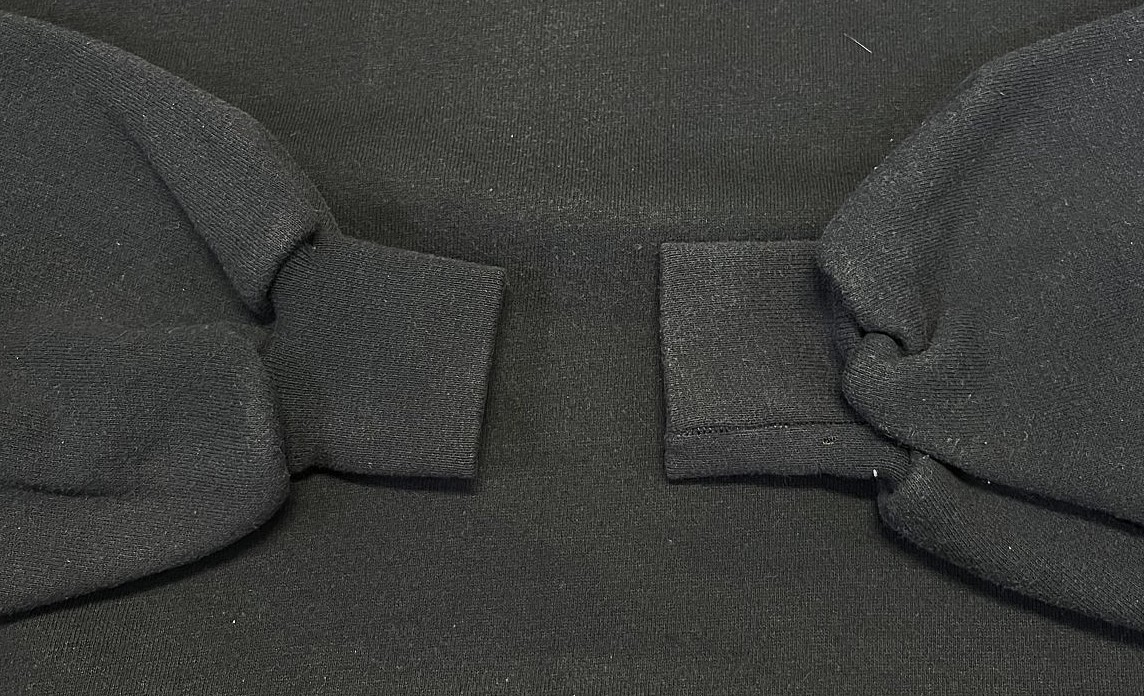 画像: 90'S RUSSELL ATHLETIC 前Vガゼット付き クルーネック スウェットシャツ ブラック USA製 (VINTAGE)