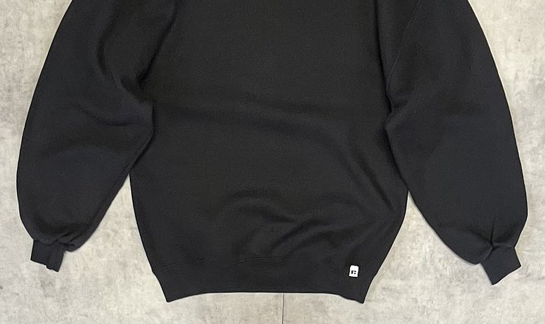 画像: 90'S RUSSELL ATHLETIC 前Vガゼット付き クルーネック スウェットシャツ ブラック USA製 (VINTAGE)