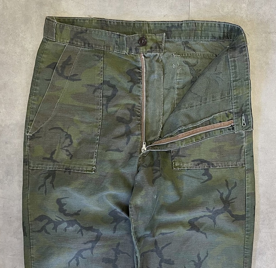 画像: 70'S SAFTBAK コットンサテン ベイカーパンツ カモ BARJOアルミジップ (VINTAGE)