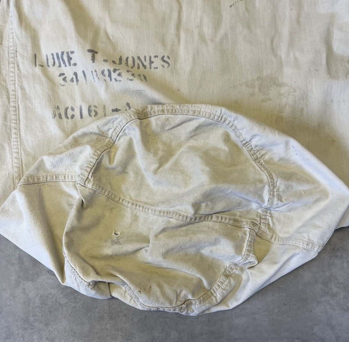 画像6: 40'S アメリカ軍 ステンシル ランドリーバッグ バラックバッグ オフホワイト (VINTAGE)