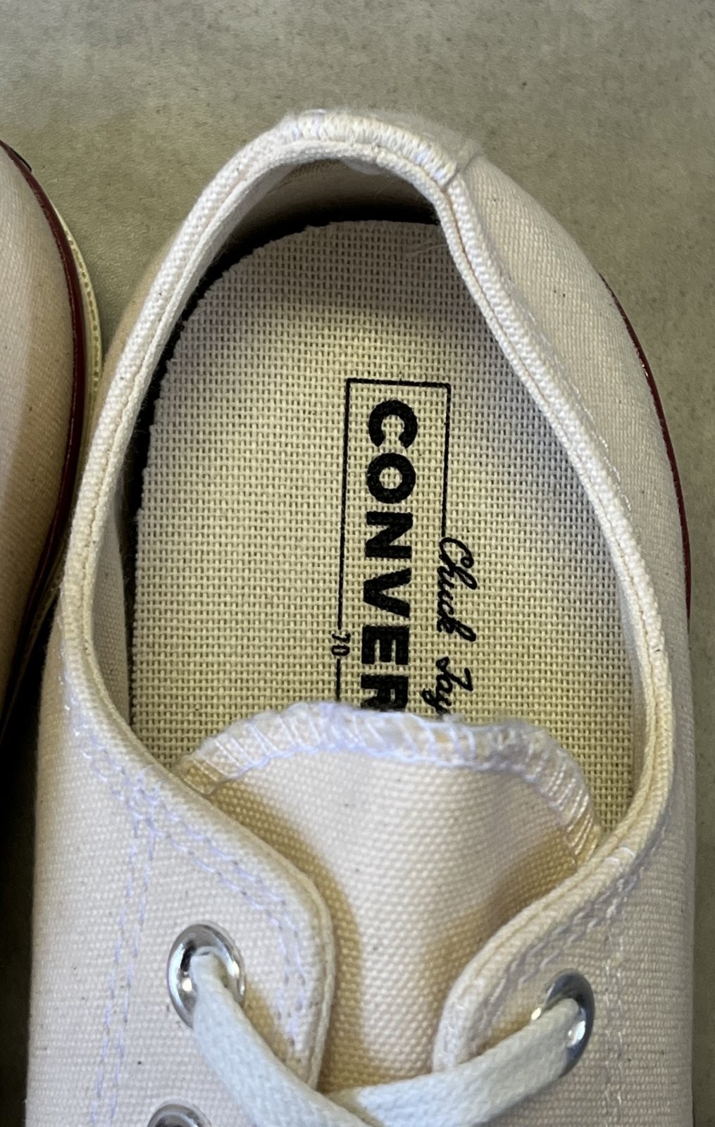 画像: CONVERSE "CT70" キャンバス 三ツ星ヒールパッチ ローカット パーチメント 箱付き (NEW)