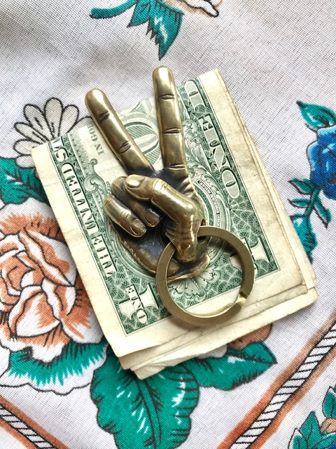 画像5: VIN'S "V SIGN KEYHOOK" ANTIQUE GOLD (NEW)
