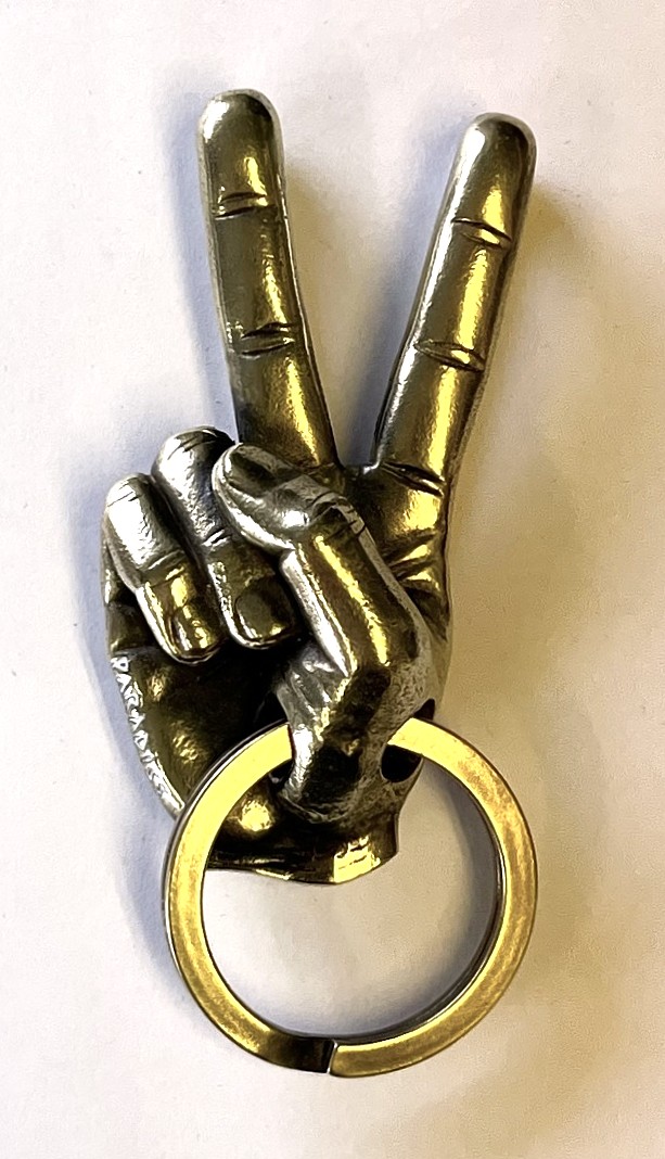画像1: VIN'S "V SIGN KEYHOOK" ANTIQUE GOLD (NEW)