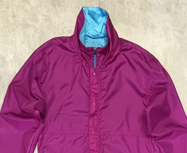 画像: 90'S PATAGONIA 旧タグ "LIGHTWEIGHT REVERSIBLE WINDBREAKER" リバーシブル ナイロンジャケット ライトブルー/パープル (VINTAGE)