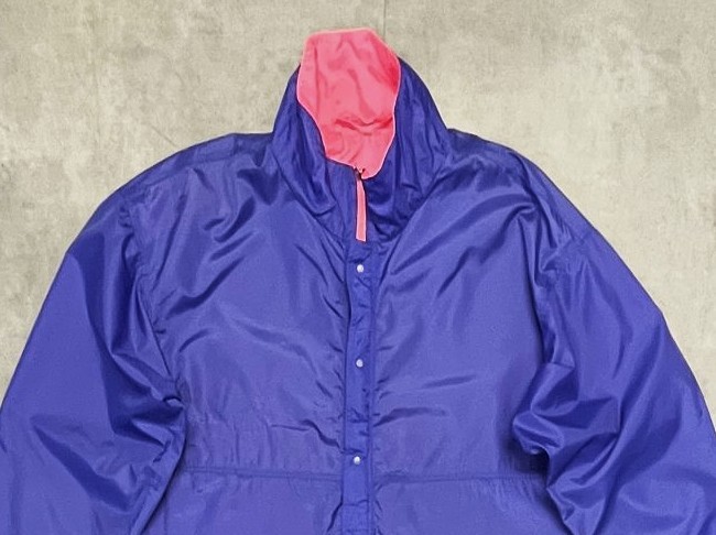 画像: 80'S PATAGONIA 旧タグ "LIGHTWEIGHT REVERSIBLE WINDBREAKER" リバーシブル ナイロンジャケット フーシャピンク/ブルー USA製 (VINTAGE)