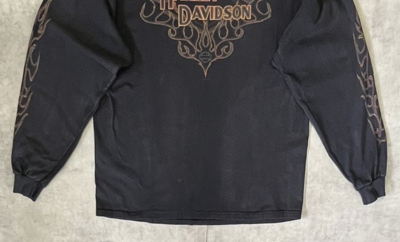 画像: 00'S HARLEY DAVIDSON 両面プリント 袖フレイム 長袖 Tシャツ フェードブラック USA製 (VINTAGE)