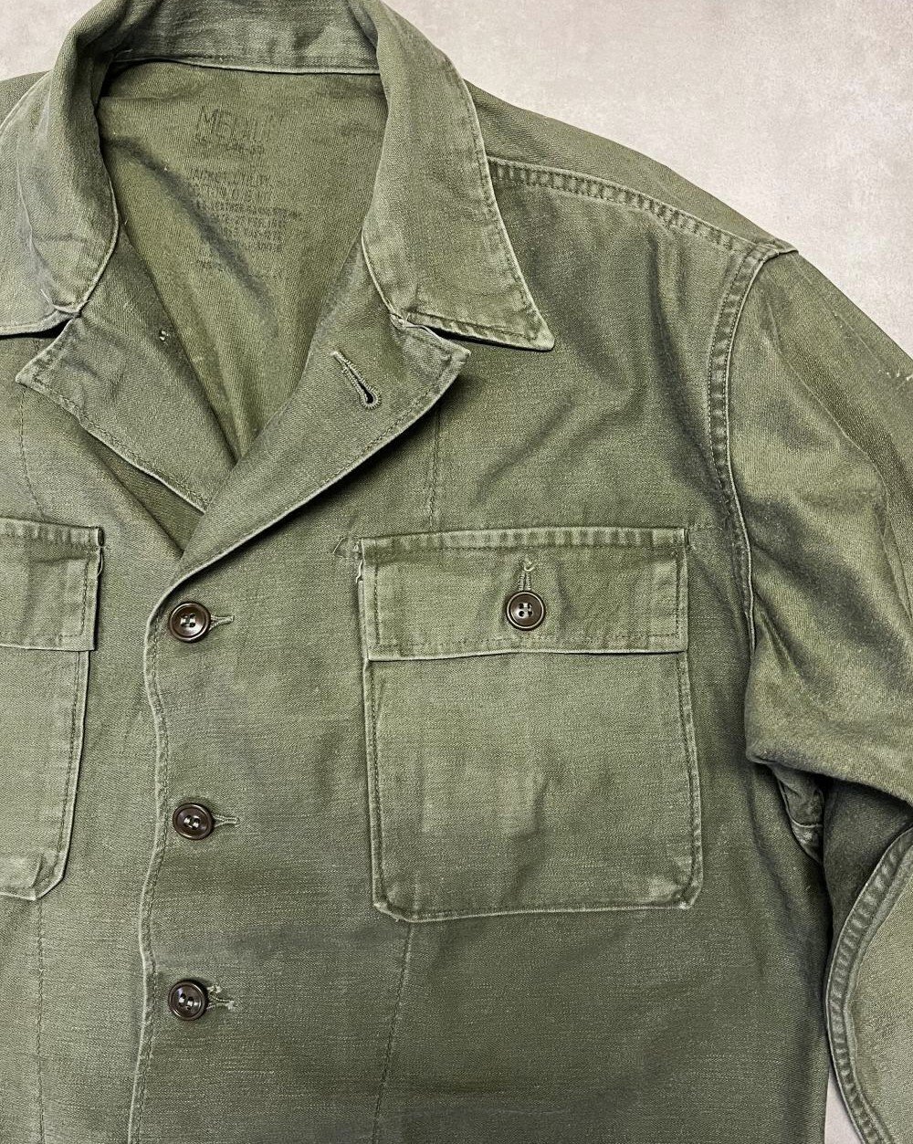 画像: 50'S アメリカ軍 US ARMY "1st MODEL" OG107 コットンサテン ユーティリティシャツ (VINTAGE)