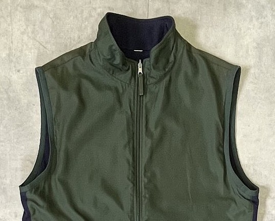 画像: 00'S GAP 旧タグ リバーシブル ナイロン/フリース ベスト ダークグリーン/ネイビー (VINTAGE)