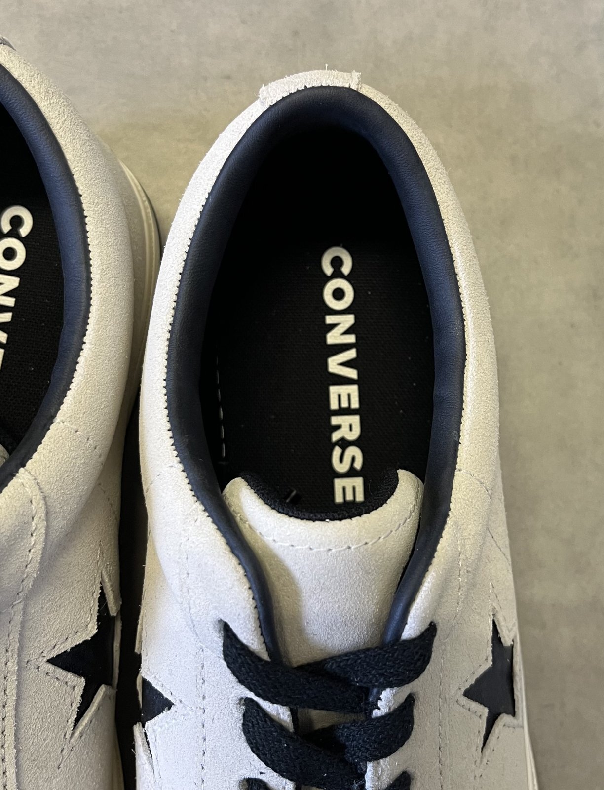 画像: CONVERSE "ONE STAR" スウェード ローカット ホワイト 箱付き (NEW)