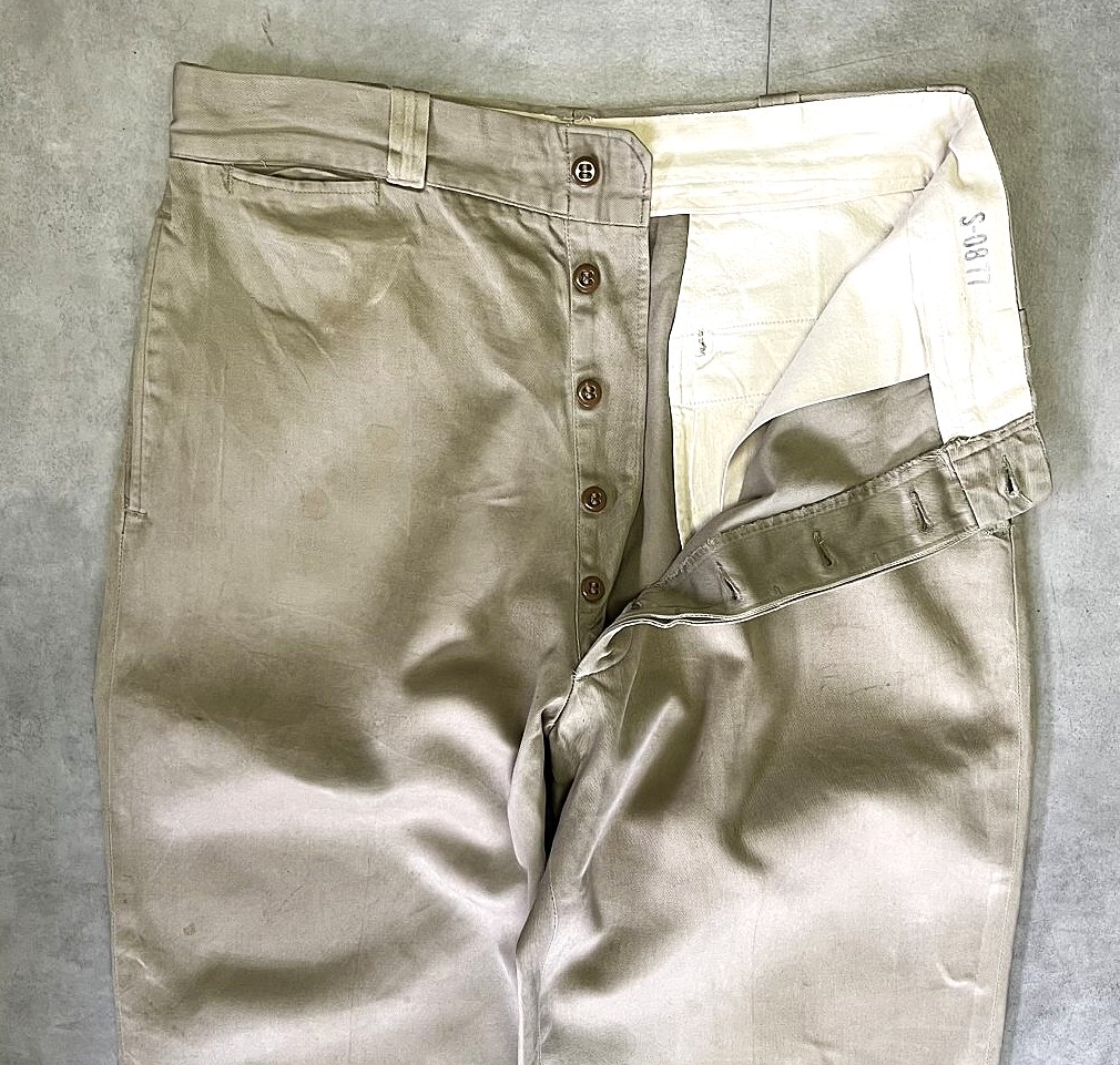 画像: 50'S アメリカ軍 US ARMY "MIL-T-2064C" ボタンフライ チノパンツ ベージュ (VINTAGE)