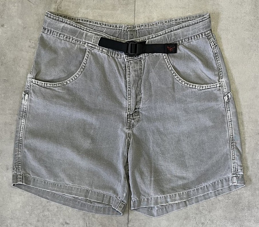 画像1: 80'S GRAMICCI 旧ロゴ ベルト付き ショーツ グレー USA製 (VINTAGE)