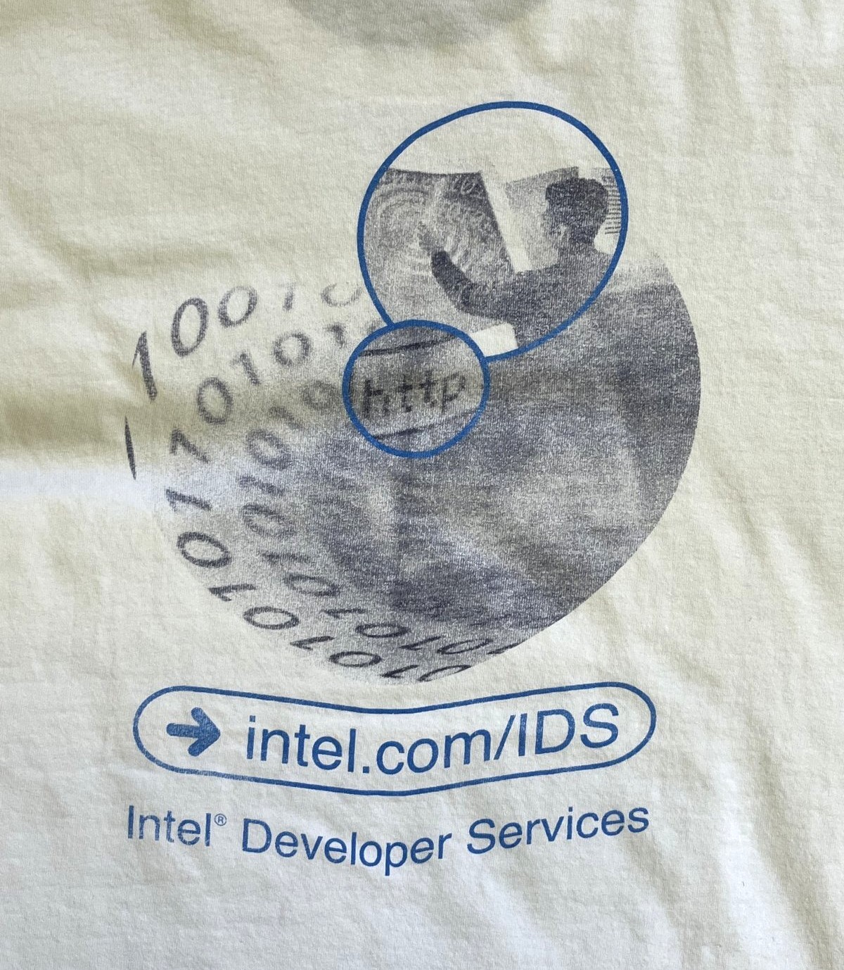 画像2: 00'S INTEL "DEVELOPER SERVICES" 両面+袖プリント 半袖 Tシャツ ホワイト (VINTAGE)