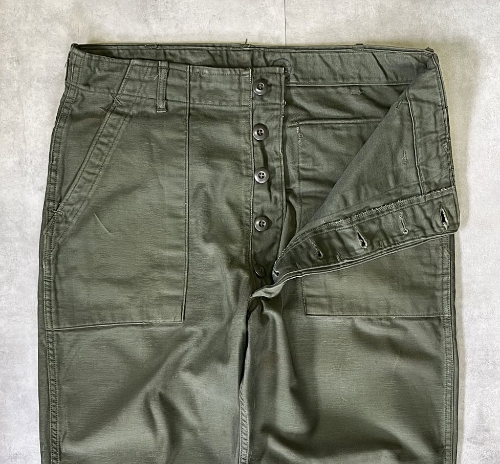 画像: 70'S アメリカ軍 US ARMY "OG107" コットンサテン ベイカーパンツ ミリタリーグリーン (VINTAGE)