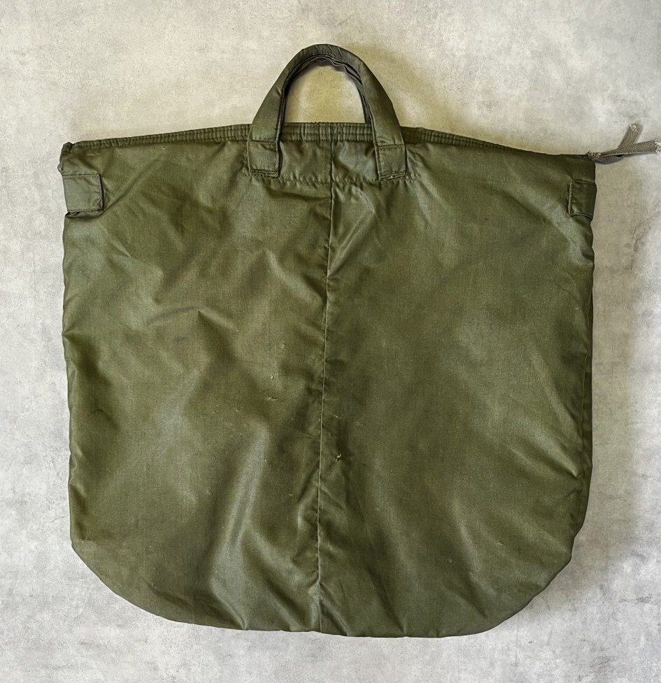 画像7: 80'S アメリカ軍 USAF フライヤーズ ヘルメットバッグ ROBINブラスジップ (VINTAGE)