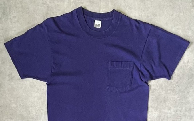 画像: 90'S FRUIT OF THE LOOM シングルステッチ 耳付きポケット 半袖 Tシャツ ネイビー USA製 (VINTAGE)