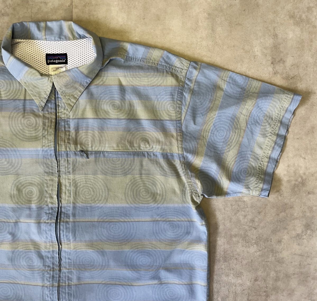 画像: 00'S PATAGONIA "RHYTHM" フルジップ 半袖 ボックスシャツ ボーダー＆渦巻柄 (VINTAGE)