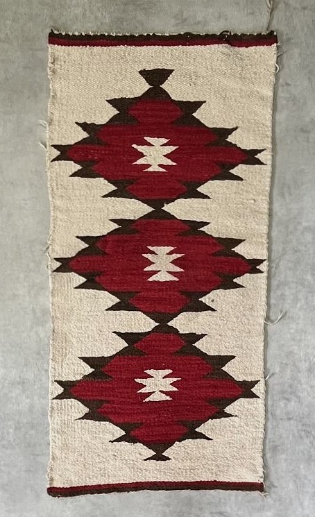 画像1: オールド ナバホ ウールラグ 103cm x 50cm (VINTAGE)