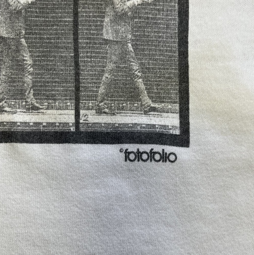 画像7: 90'S FOTOFOLIO "EADWEARD MUYBRIDGE" シングルステッチ 両面プリント 半袖 Tシャツ ホワイト USA製 (VINTAGE)