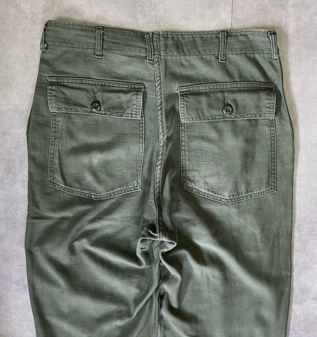 画像: 60'S アメリカ軍 US ARMY "OG107" コットンサテン ベイカーパンツ ミリタリーグリーン (VINTAGE)