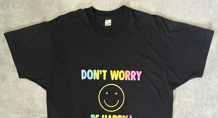 画像: 80'S DON'T WORRY BE HAPPY! シングルステッチ 発泡プリント 半袖 Tシャツ ブラック USA製 (VINTAGE)
