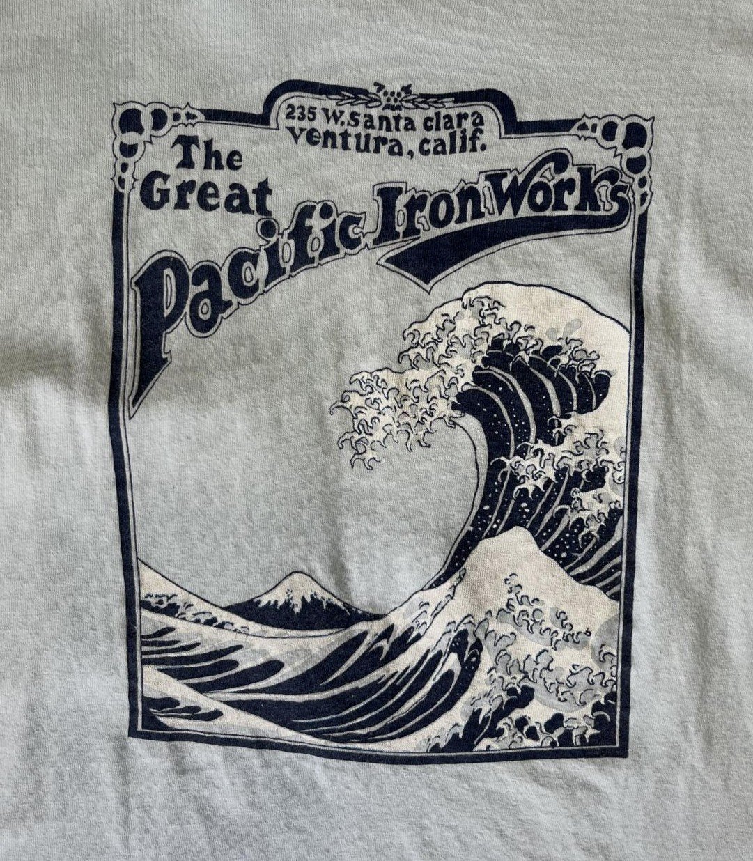 画像2: 70'S THE GREAT PACIFIC IRON WORKS シングルステッチ 半袖 ポケット付き Tシャツ サックスブルー USA製 (VINTAGE)