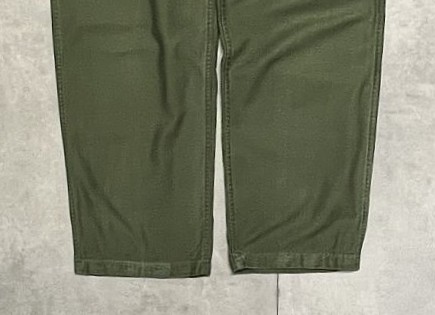 画像: 60'S アメリカ軍 US ARMY "OG107" コットンサテン 平ボタン ベイカーパンツ ミリタリーグリーン (VINTAGE)