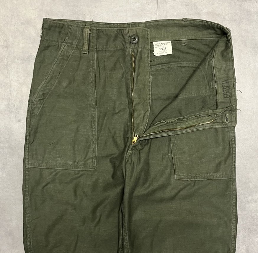 画像: 70'S アメリカ軍 US ARMY "OG107" コットンサテン ベイカーパンツ ミリタリーグリーン GENERALジップ (VINTAGE)