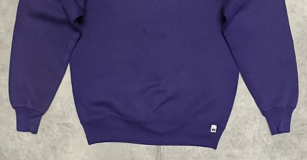 画像: 90'S RUSSELL ATHLETIC 前Vガゼット付き クルーネック スウェットシャツ グレープ USA製 (VINTAGE)