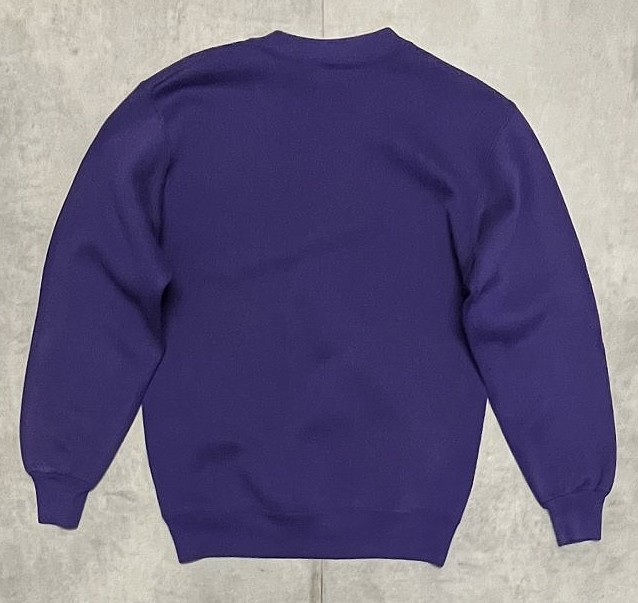 画像4: 90'S RUSSELL ATHLETIC 前Vガゼット付き クルーネック スウェットシャツ グレープ USA製 (VINTAGE)