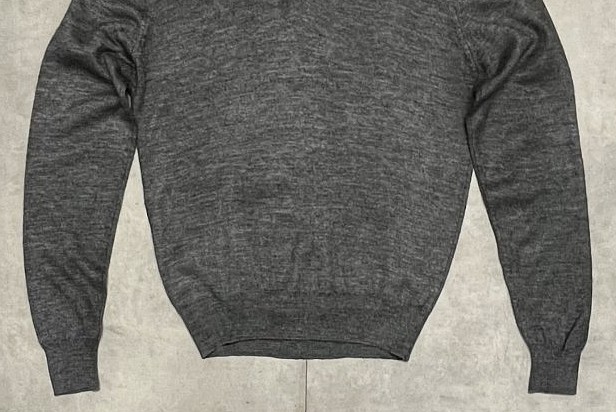 画像: 70'S BROOKS BROTHERS "BROOKSGATE" Vネック セーター チャコール イスラエル製 (VINTAGE) 