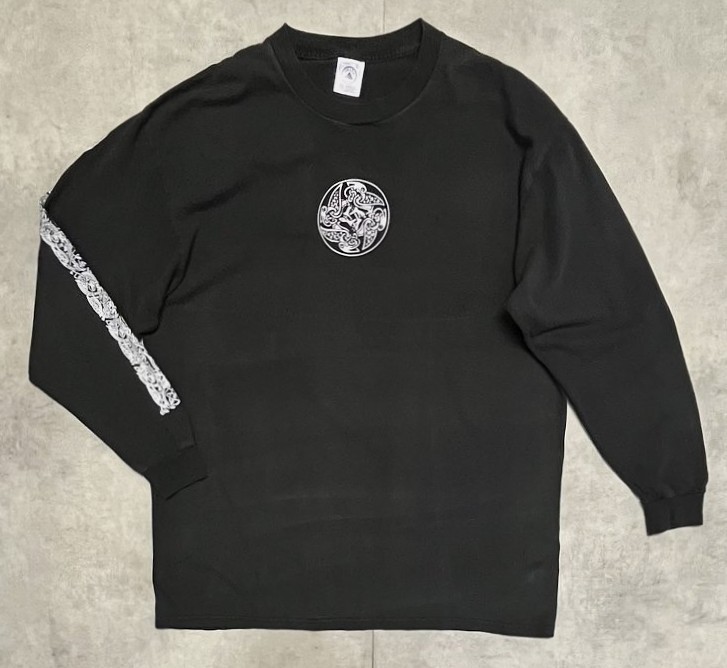 画像1: 90'S FASHION VICTIM 両面＋袖プリント 長袖 Tシャツ ブラック (VINTAGE)