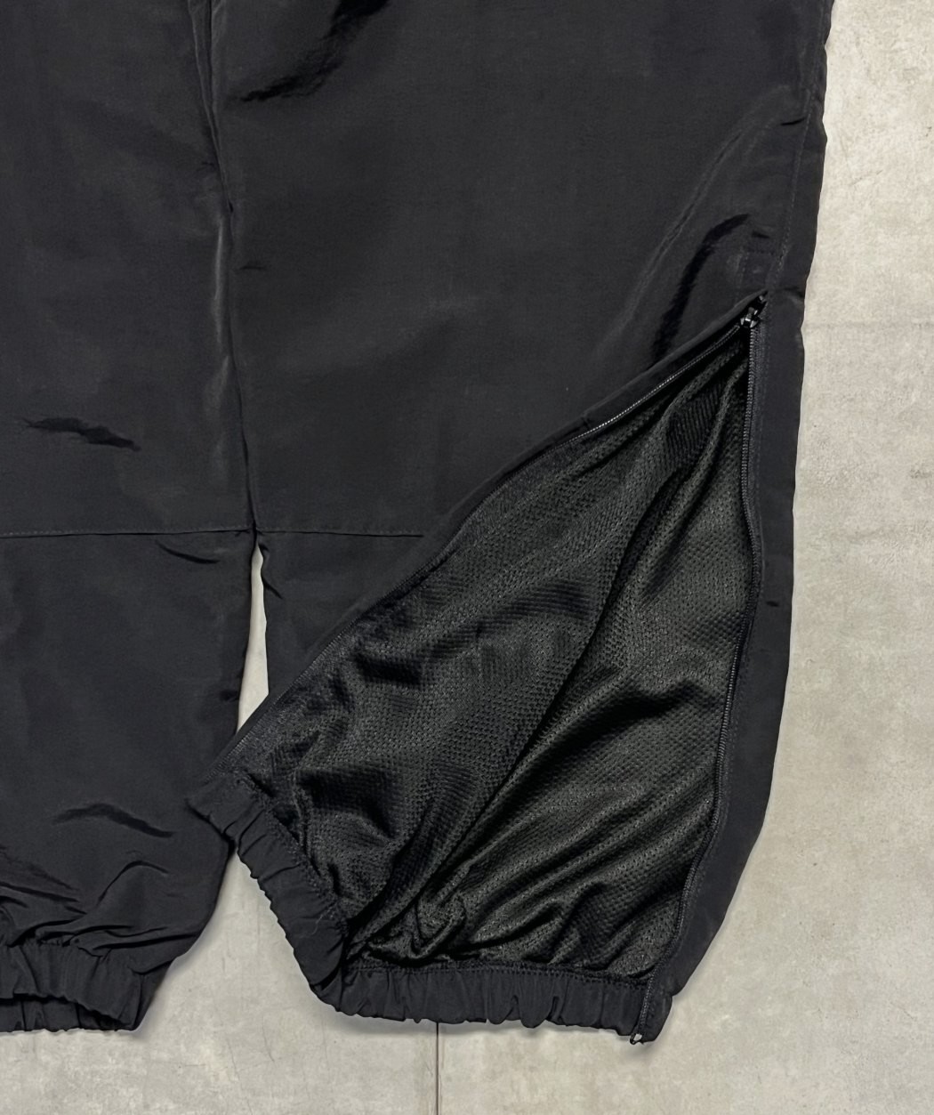 画像: アメリカ軍 US ARMY IPFU ナイロン トレーニングパンツ ブラック L-SHORT (DEADSTOCK)