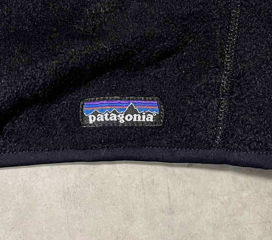 画像: PATAGONIA "SYNCHILLA" 裾ロゴ フルジップ フリースベスト ブラック (VINTAGE)