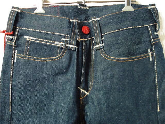 画像: Levis RED